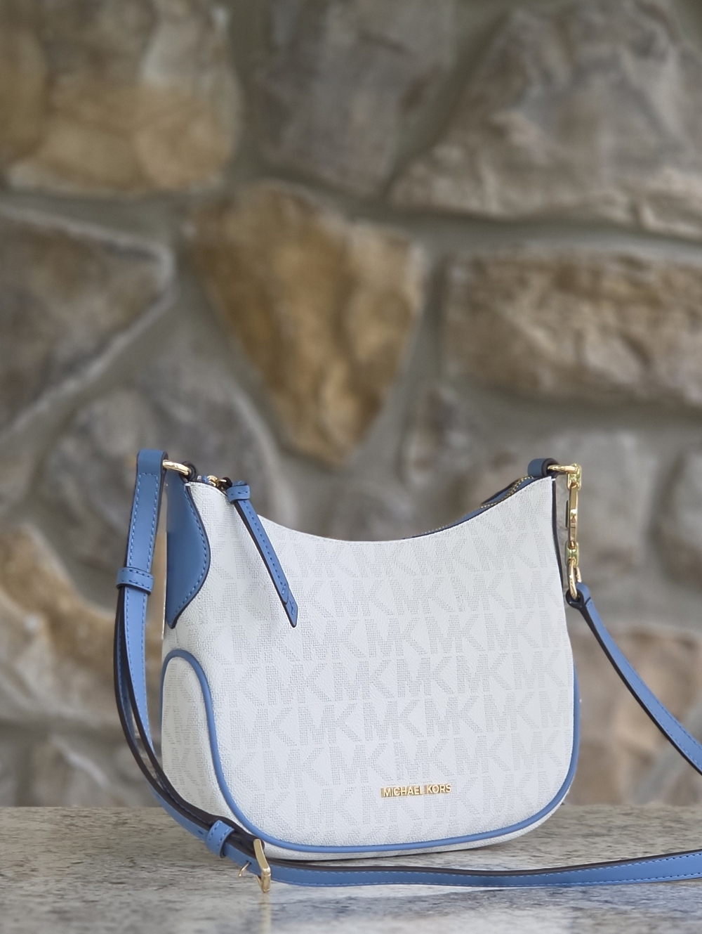 Michael Kors Kelsey Logo Small Crossbody
